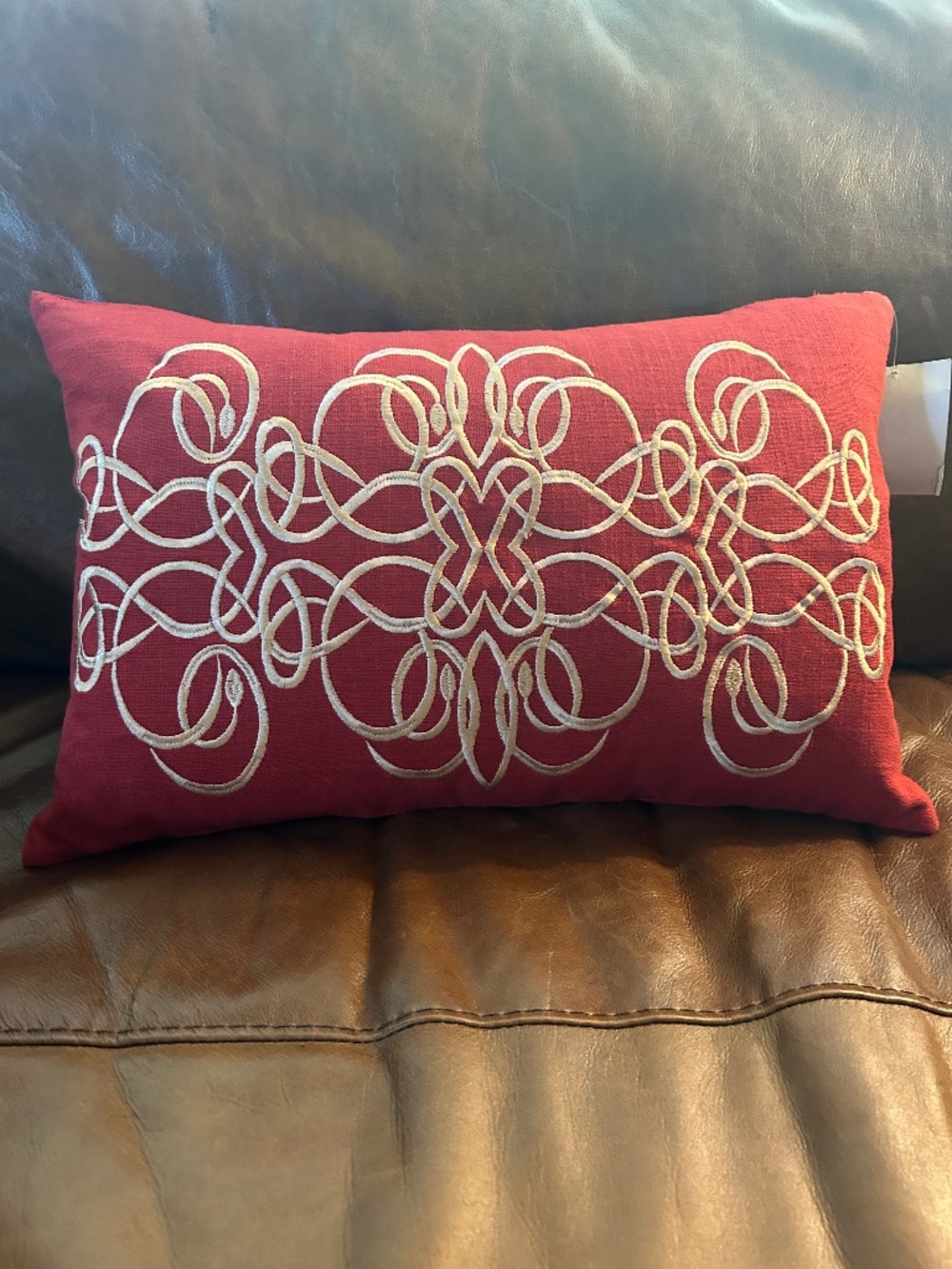 Surya new 13x20 red linen embroidered pillow lu002-1320d